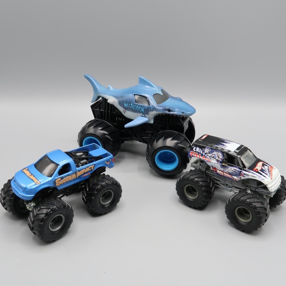 Monster Jam Trucks 1:64 Lot Of 3 Megalodon Chillin Villain Sudden Impact